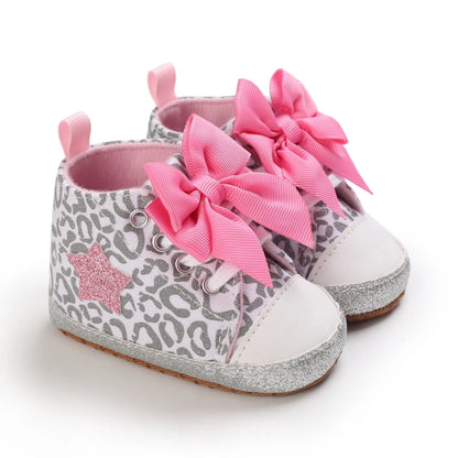 Cute 0-18M Spring Newborn Silver Baby Shoes Non Slip Cloth Bottom Girl Shoes Elegant Breathable Casual Baby First Walking Shoes