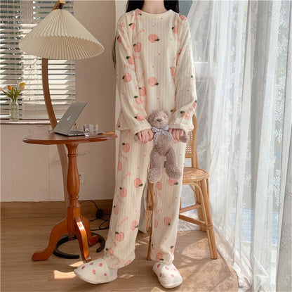Flannel Long sleeve cartoon sleepwear suit Cozy Thick Warm Cartoon Sleepwear Suit Stylish Women's pajamas set for Autumn Winter