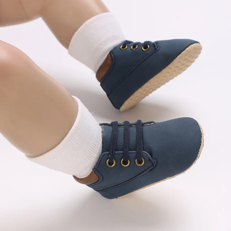Fashionable 0-18M Boys and Girls' Shoes Classic Solid Color Leather Bottom Anti slip Preschool First Step Casual Sports Shoes