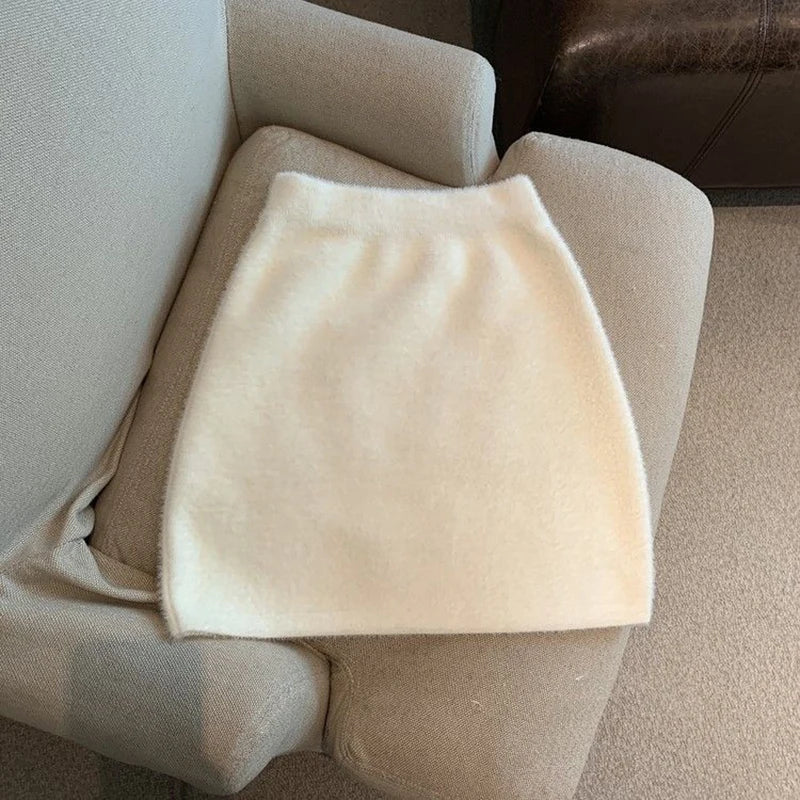 Autumn Winter Cute Mini Skirt Women Furry Soft Vintage High Waist A Line Skirt Korean Fashion Sweet All Match Hip Wrap Skirt New