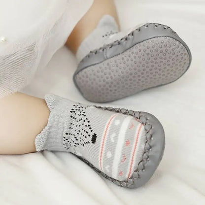 Baby newborn shoes 0-6-12 months boy and girl 0-1 years old soft soled pre-toddler cotton shoes