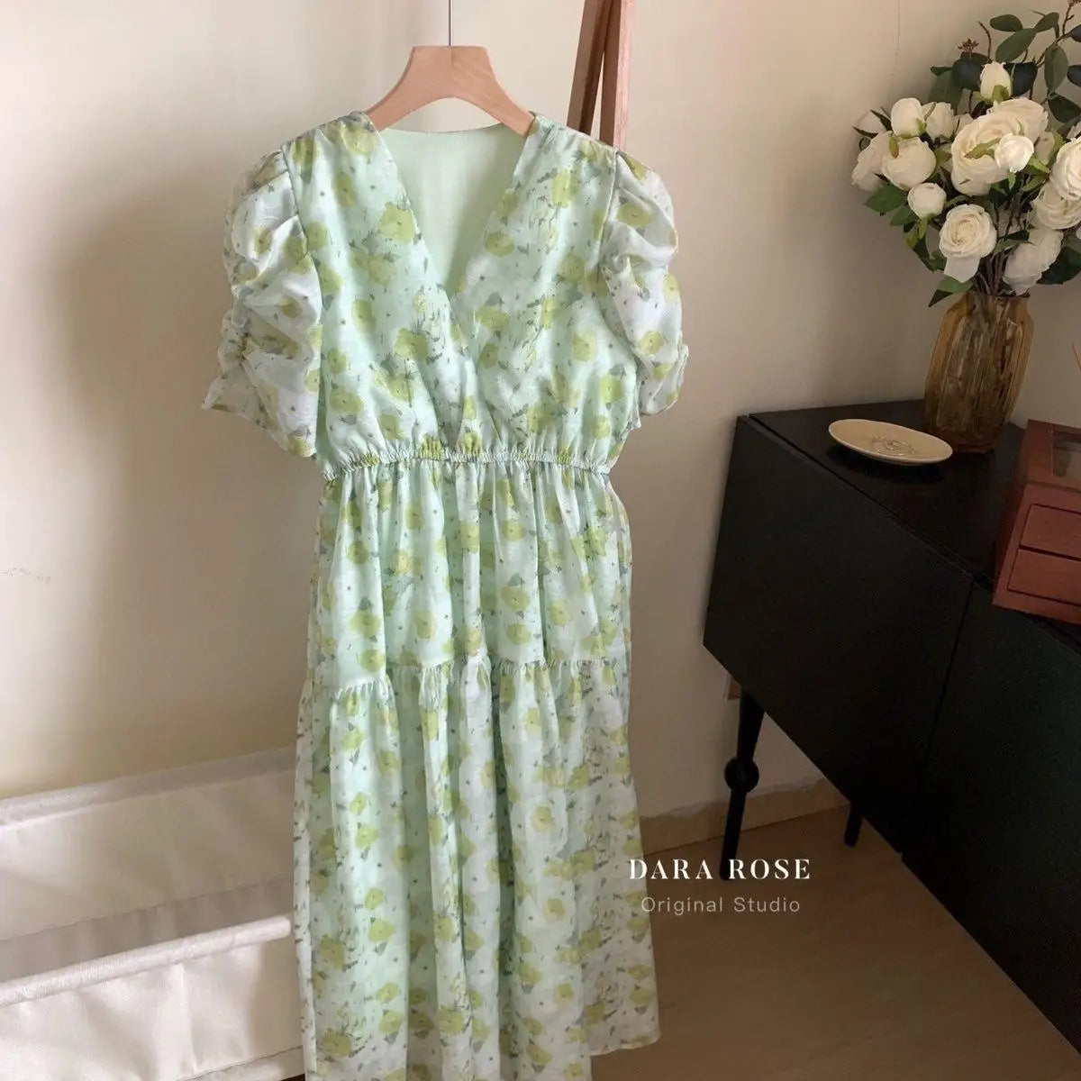 Cheap French Sweet Floral Dress Women V Neck Puff Sleeve Summer Chiffon Dress Summer Bohemian Print A-line Midi Dress In stock