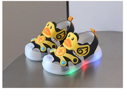 Little Duck Light-up LED Sandals for First Walker Anti-kick Baby Shoes for 0-3 Years Old Pre walker Soft Sole Cartoon for Girl