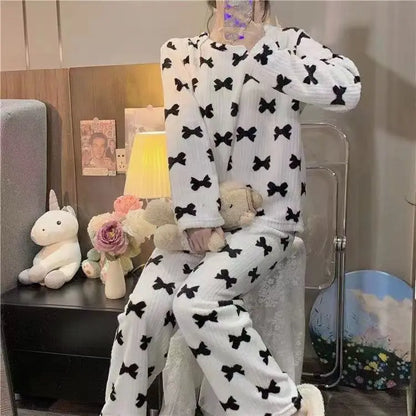 2025 Autumn Winter Warm Flannel Women Pijamas Sets Thick Coral Velvet Long Sleeve Cartoon Sleepwear Thin Flannel Pajamas Set