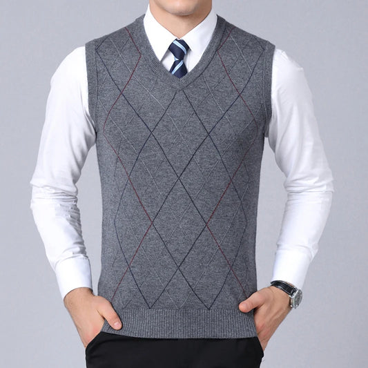 2025 New Fashion Brand Sweater For Men's Pullover Vest Slim Fit Jumpers Knitwear Plaid Autumn Korean Style Casual Men Clothes